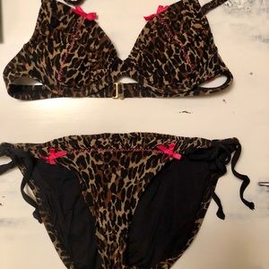 RARE! Vintage pinup Betsey Johnson Cheetah Bikini